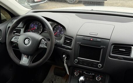 Volkswagen Touareg III, 2013 год, 2 025 000 рублей, 17 фотография