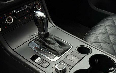 Volkswagen Touareg III, 2013 год, 2 025 000 рублей, 23 фотография
