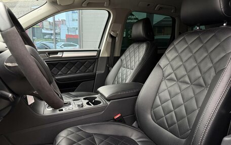 Volkswagen Touareg III, 2013 год, 2 025 000 рублей, 27 фотография