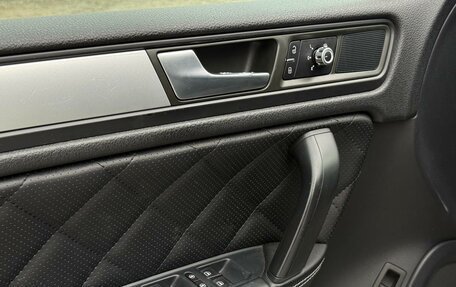 Volkswagen Touareg III, 2013 год, 2 025 000 рублей, 26 фотография