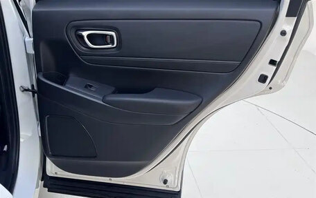 Honda Vezel, 2023 год, 1 826 420 рублей, 22 фотография