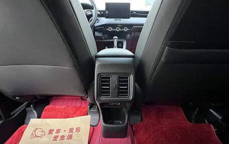 Honda Vezel, 2023 год, 1 826 420 рублей, 19 фотография