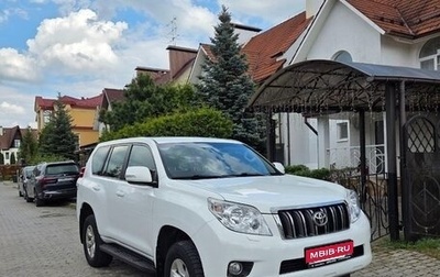 Toyota Land Cruiser Prado 150 рестайлинг 2, 2013 год, 3 080 000 рублей, 1 фотография
