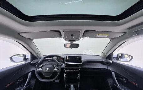 Peugeot 2008 II, 2021 год, 1 366 230 рублей, 7 фотография