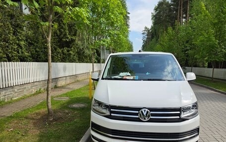 Volkswagen Multivan T6 рестайлинг, 2019 год, 5 800 000 рублей, 1 фотография