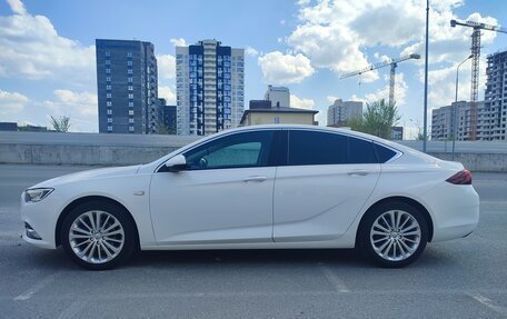 Opel Insignia II рестайлинг, 2018 год, 1 370 000 рублей, 1 фотография