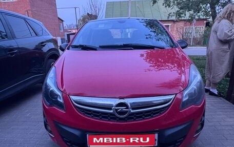 Opel Corsa D, 2013 год, 600 000 рублей, 1 фотография