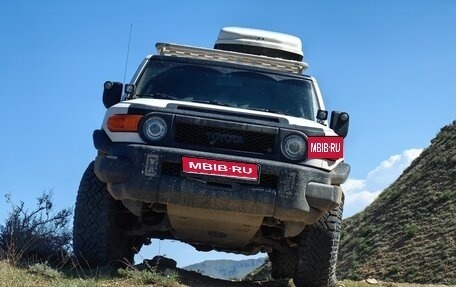 Toyota FJ Cruiser, 2007 год, 3 250 000 рублей, 1 фотография