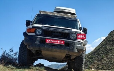 Toyota FJ Cruiser, 2007 год, 3 250 000 рублей, 1 фотография