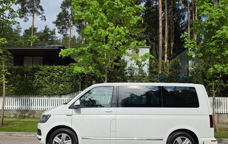 Volkswagen Multivan T6 рестайлинг, 2019 год, 5 800 000 рублей, 3 фотография