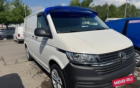 Volkswagen Transporter T6 рестайлинг, 2020 год, 2 500 000 рублей, 5 фотография