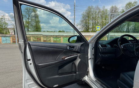 Toyota Camry, 2017 год, 2 100 000 рублей, 12 фотография