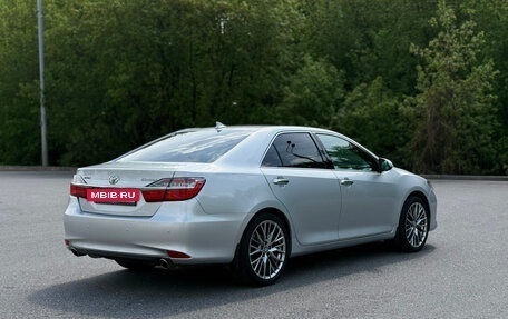 Toyota Camry, 2017 год, 2 100 000 рублей, 7 фотография