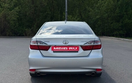 Toyota Camry, 2017 год, 2 100 000 рублей, 8 фотография