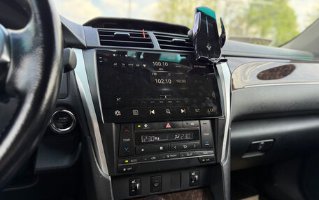 Toyota Camry, 2017 год, 2 100 000 рублей, 15 фотография