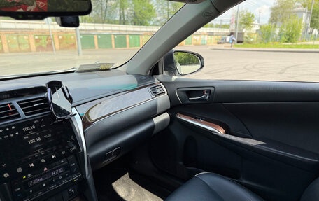 Toyota Camry, 2017 год, 2 100 000 рублей, 23 фотография