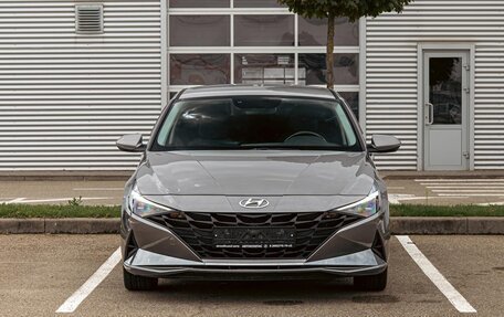 Hyundai Elantra, 2021 год, 1 625 000 рублей, 2 фотография