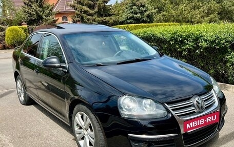 Volkswagen Jetta VI, 2007 год, 630 000 рублей, 2 фотография