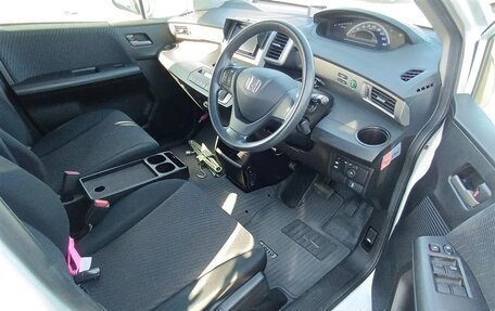 Honda Freed I, 2012 год, 856 000 рублей, 11 фотография
