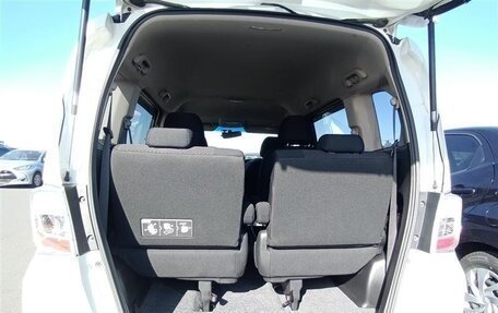 Honda Freed I, 2012 год, 856 000 рублей, 18 фотография