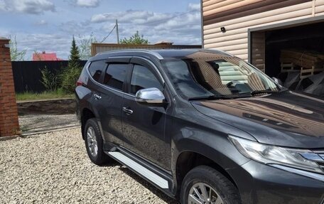 Mitsubishi Pajero Sport III рестайлинг, 2018 год, 2 335 000 рублей, 5 фотография