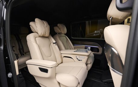 Mercedes-Benz V-Класс, 2026 год, 14 790 000 рублей, 32 фотография