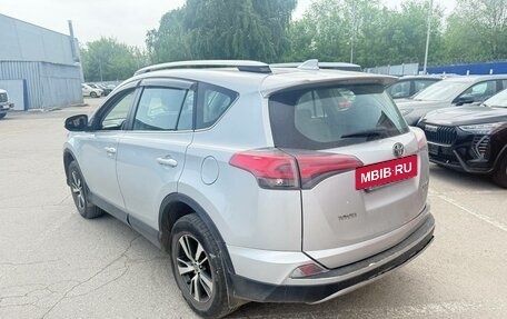 Toyota RAV4, 2018 год, 2 674 000 рублей, 4 фотография