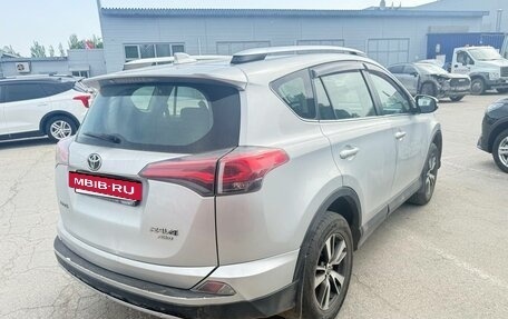 Toyota RAV4, 2018 год, 2 674 000 рублей, 3 фотография