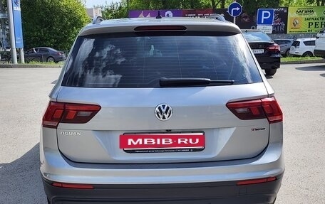 Volkswagen Tiguan II, 2020 год, 2 490 000 рублей, 4 фотография