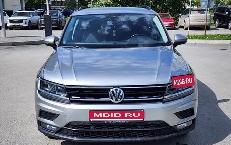 Volkswagen Tiguan II, 2020 год, 2 490 000 рублей, 8 фотография