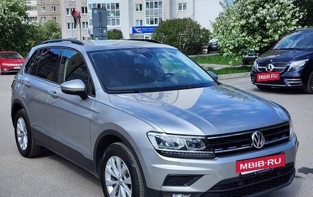 Volkswagen Tiguan II, 2020 год, 2 490 000 рублей, 7 фотография