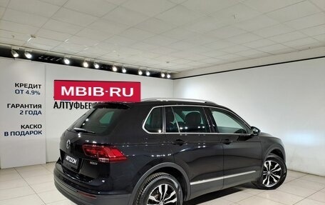 Volkswagen Tiguan II, 2019 год, 2 590 000 рублей, 5 фотография