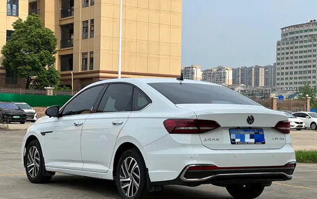 Volkswagen Lavida, 2023 год, 1 200 000 рублей, 4 фотография