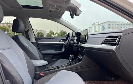 Volkswagen Lavida, 2023 год, 1 200 000 рублей, 8 фотография