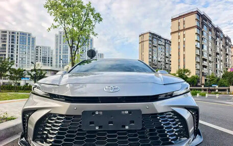 Toyota Camry, 2025 год, 3 888 000 рублей, 4 фотография