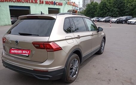 Volkswagen Tiguan II, 2021 год, 2 200 000 рублей, 6 фотография