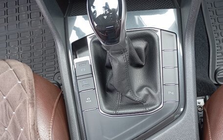 Volkswagen Tiguan II, 2021 год, 2 200 000 рублей, 13 фотография
