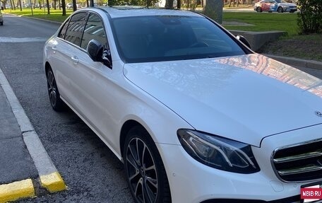 Mercedes-Benz E-Класс, 2020 год, 3 620 000 рублей, 3 фотография