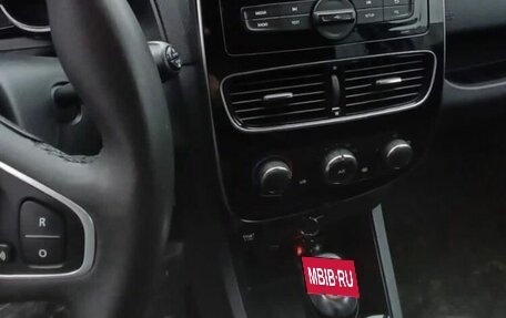 Renault Clio IV рестайлинг, 2017 год, 1 350 000 рублей, 10 фотография