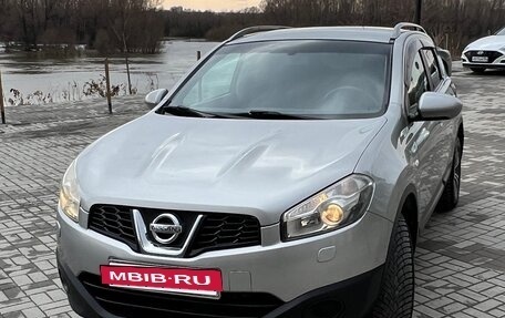 Nissan Qashqai, 2010 год, 1 010 000 рублей, 2 фотография