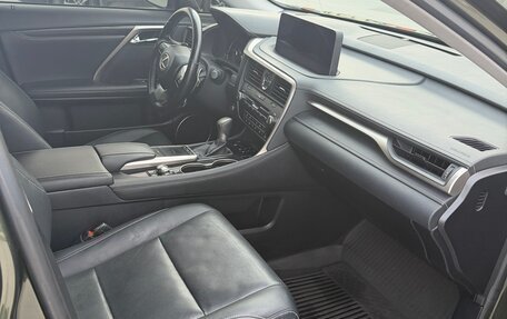 Lexus RX IV рестайлинг, 2020 год, 5 500 000 рублей, 14 фотография
