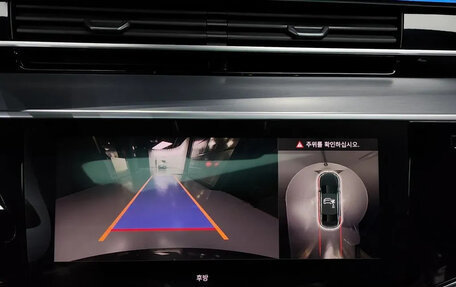 Audi A8, 2023 год, 9 200 000 рублей, 11 фотография