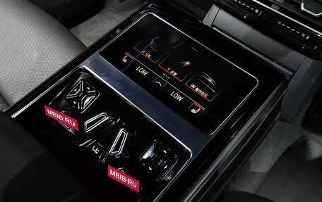 Audi A8, 2023 год, 9 200 000 рублей, 16 фотография
