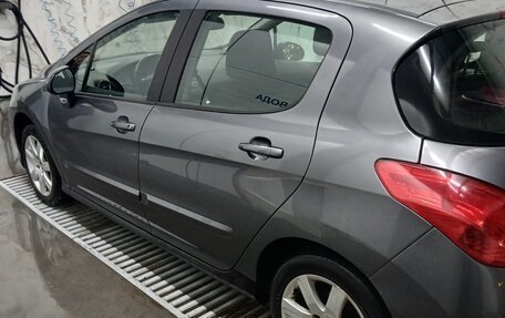 Peugeot 308 II, 2011 год, 495 000 рублей, 2 фотография
