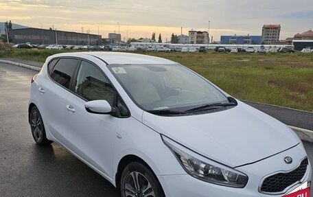 KIA cee'd III, 2014 год, 1 050 000 рублей, 2 фотография