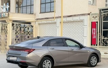 Hyundai Elantra, 2022 год, 1 490 000 рублей, 3 фотография