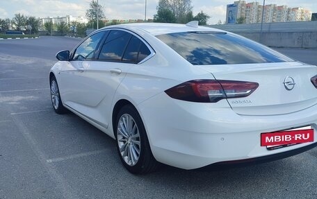 Opel Insignia II рестайлинг, 2018 год, 1 370 000 рублей, 2 фотография