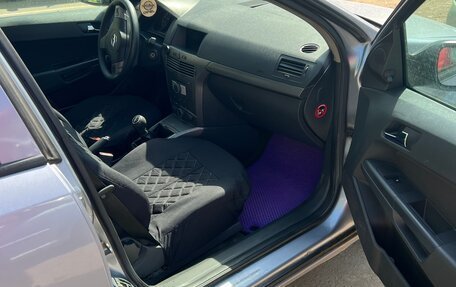Opel Astra H, 2004 год, 270 000 рублей, 3 фотография