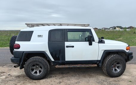 Toyota FJ Cruiser, 2007 год, 3 250 000 рублей, 6 фотография