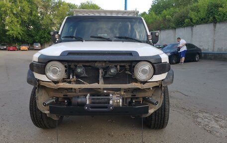 Toyota FJ Cruiser, 2007 год, 3 250 000 рублей, 14 фотография